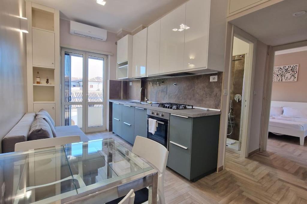 Vatican 6th Floor Ac Panoramic Views Apartamento *